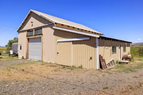 10145 Matney Way Klamath Falls OR 97603