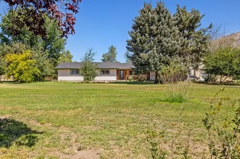 10145 Matney Way Klamath Falls OR 97603