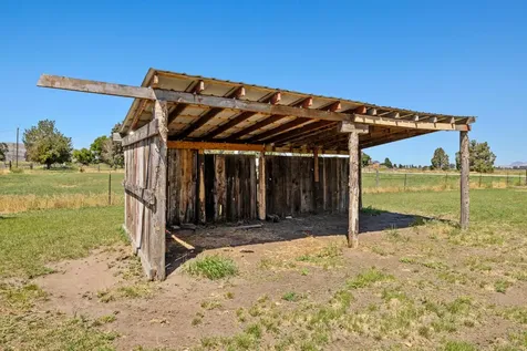 10145 Matney Way Klamath Falls OR 97603