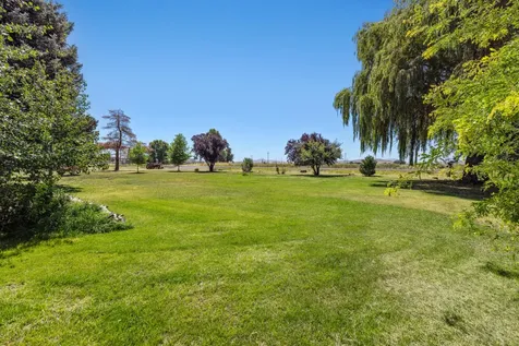 10145 Matney Way Klamath Falls OR 97603