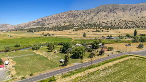 10145 Matney Way Klamath Falls OR 97603