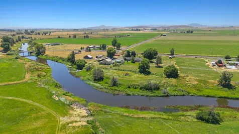 10145 Matney Way Klamath Falls OR 97603