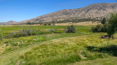 10145 Matney Way Klamath Falls OR 97603