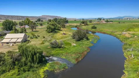 10145 Matney Way Klamath Falls OR 97603