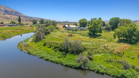 10145 Matney Way Klamath Falls OR 97603