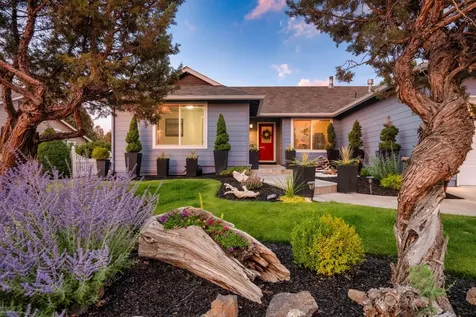 4198 SW Tommy Armour Lane Redmond OR 97756