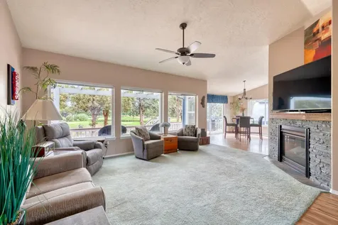 4198 SW Tommy Armour Lane Redmond OR 97756