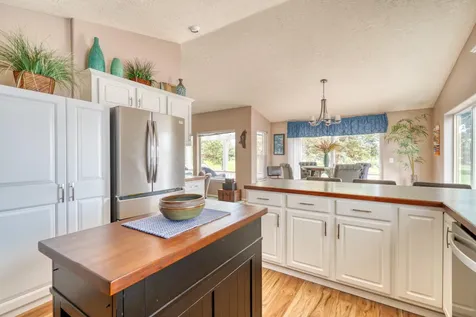 4198 SW Tommy Armour Lane Redmond OR 97756