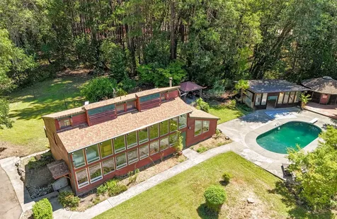 3256 East Evans Creek Road Rogue River OR 97537