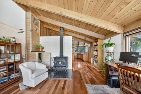 3256 East Evans Creek Road Rogue River OR 97537