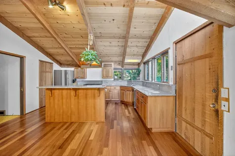 3256 East Evans Creek Road Rogue River OR 97537