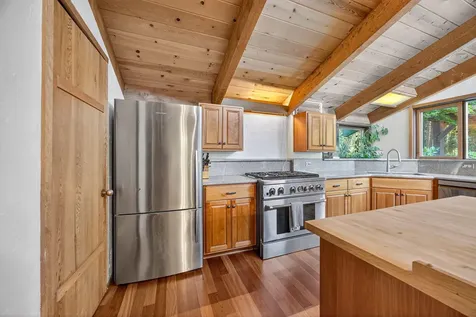 3256 East Evans Creek Road Rogue River OR 97537