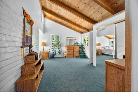 3256 East Evans Creek Road Rogue River OR 97537