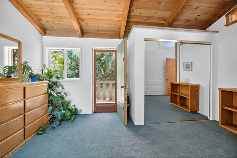 3256 East Evans Creek Road Rogue River OR 97537