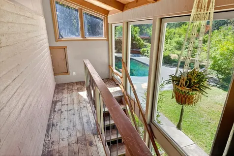 3256 East Evans Creek Road Rogue River OR 97537