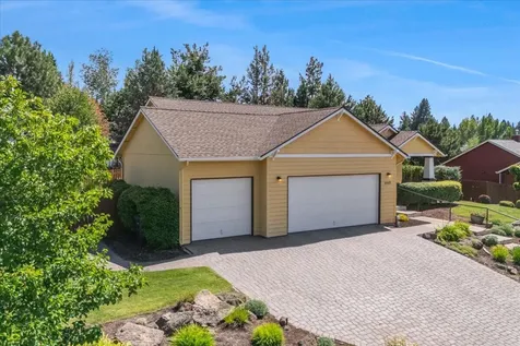 61422 Rock Bluff Lane Bend OR 97702
