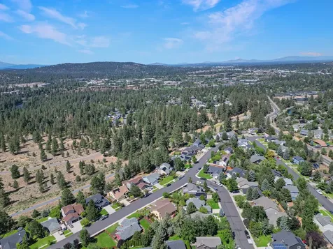 61422 Rock Bluff Lane Bend OR 97702
