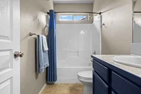 3124 SW Cascade Avenue Redmond OR 97756