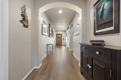 3124 SW Cascade Avenue Redmond OR 97756