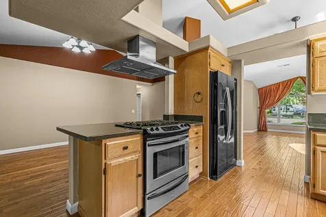 1612 Inverness Drive Medford OR 97504
