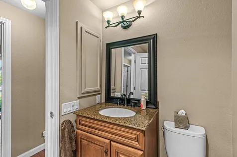 1612 Inverness Drive Medford OR 97504