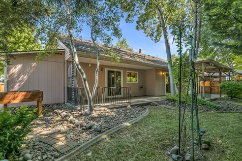 1612 Inverness Drive Medford OR 97504