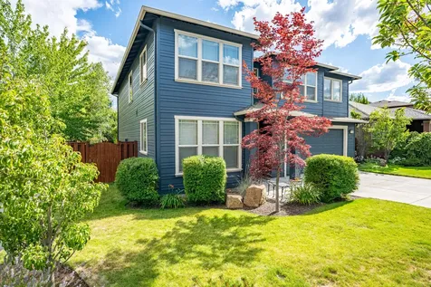 2943 NE Dogwood Drive Bend OR 97701