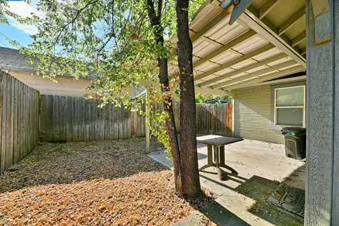 1211 Locust Street Medford OR 97501