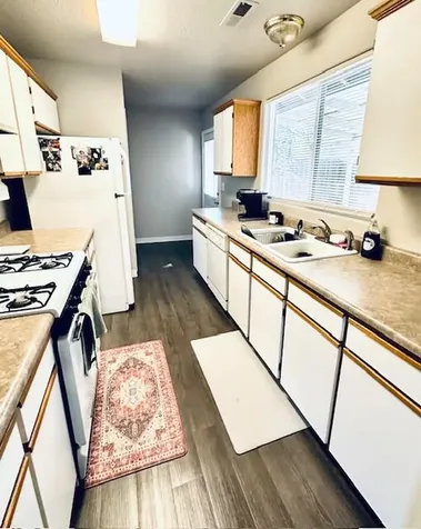 1211 Locust Street Medford OR 97501