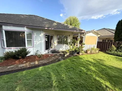 713 Eastridge Drive Medford OR 97504