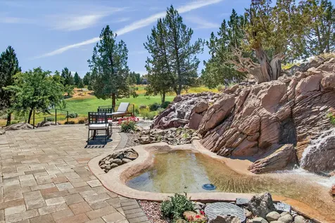1887 Turnstone Road Redmond OR 97756