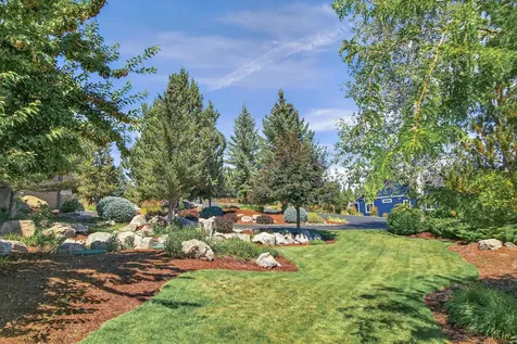1887 Turnstone Road Redmond OR 97756