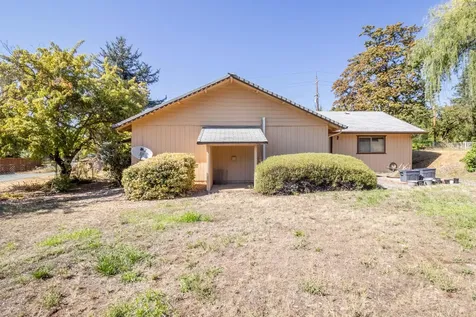 1931 Fruitdale Drive Grants Pass OR 97527
