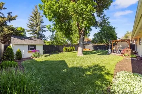 4601 Sturdivant Avenue Klamath Falls OR 97603
