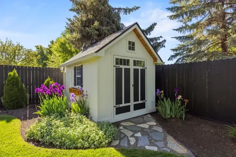 4601 Sturdivant Avenue Klamath Falls OR 97603