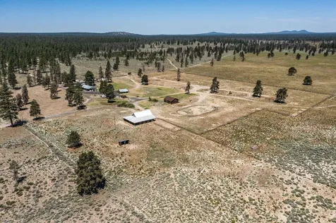76231 Highway 31 Fort Rock OR 97735