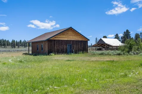 76231 Highway 31 Fort Rock OR 97735