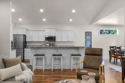 1830 NE Janice Way Bend OR 97701