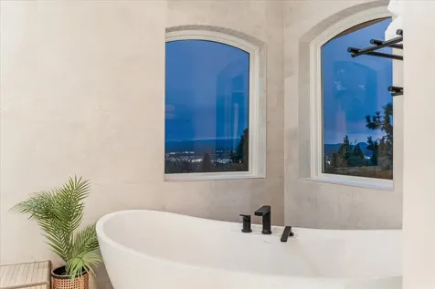 1363 NW City View Drive Bend OR 97703