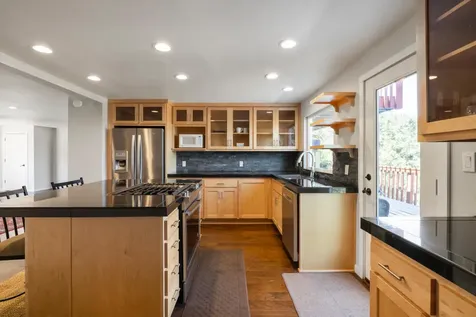 1238 Buck Island Drive Klamath Falls OR 97601
