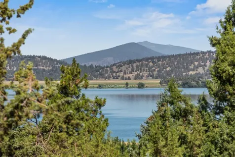 1238 Buck Island Drive Klamath Falls OR 97601