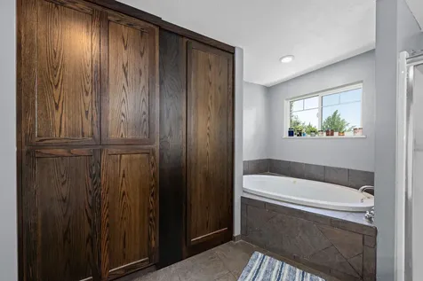 755 S 4th Street Central Point OR 97502