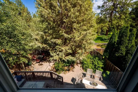 61342 Huckleberry Place Bend OR 97702