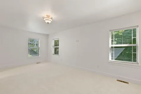 21376 Oakview Drive Bend OR 97701