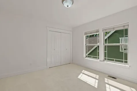 21376 Oakview Drive Bend OR 97701