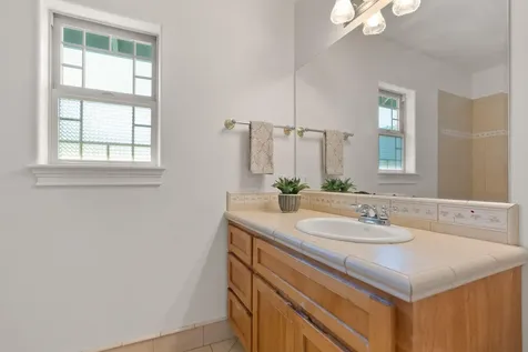 21376 Oakview Drive Bend OR 97701