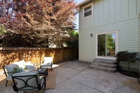 21376 Oakview Drive Bend OR 97701