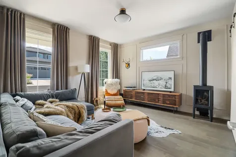 2608 NW Compass Corner Loop Bend OR 97703