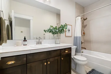 2608 NW Compass Corner Loop Bend OR 97703
