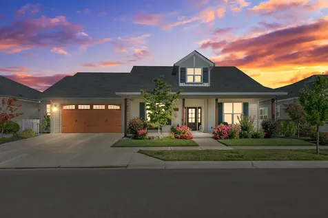 1741 River Run Street Central Point OR 97502